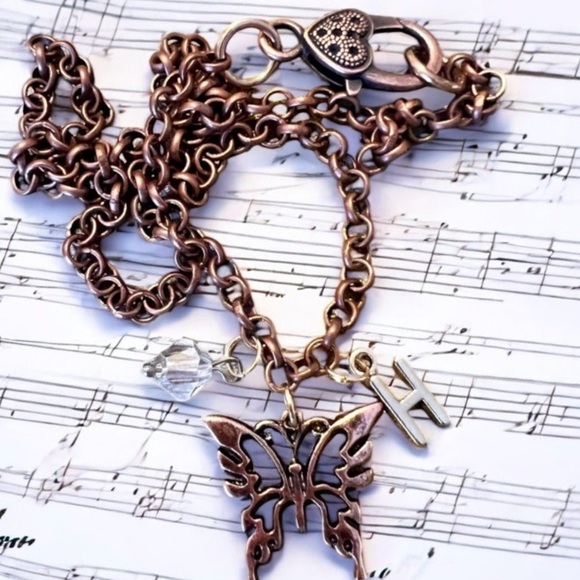 Harry Styles inspired butterfly Initial H and crystal necklace - Picture 11 of 15